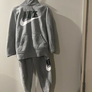 Nike Kids Gray Sweatpants and Hoodie Set